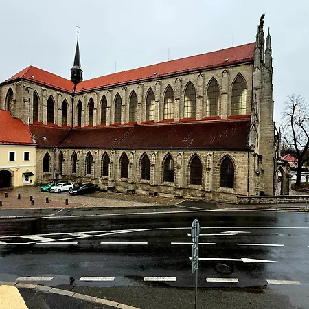 U Kostnice *